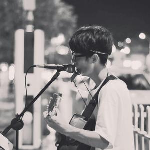 外企富婆和健硕黑人3p
