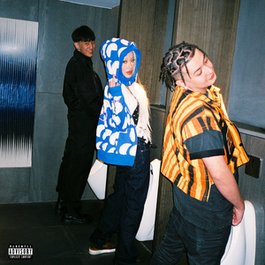 外企富婆和健硕黑人3p
