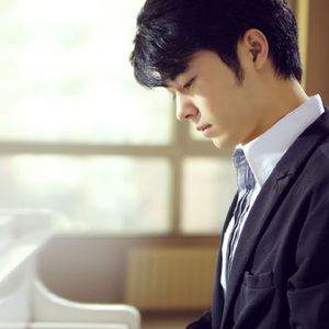 外企富婆和健硕黑人3p
